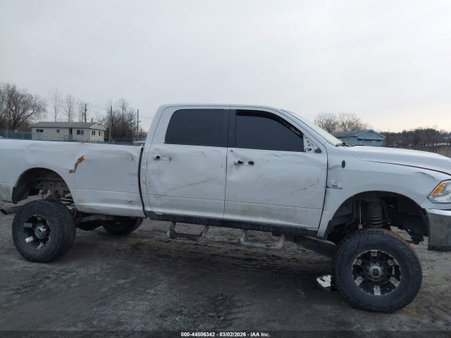 44506342 :رقم المزاد ، 3C6UR5JL6HG578096 vin ، 2017 Ram 2500 Slt  4x4 8' Box مزاد بيع