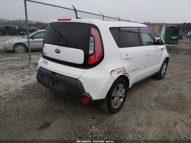 KNDJN2A25F7216122 KIA Soul