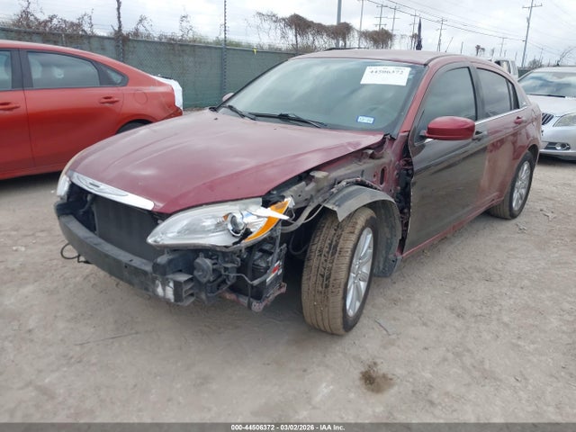 2011 CHRYSLER 200 1C3BC1FG9BN520265 Photo 1