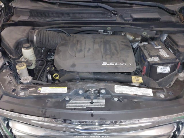 44506388 :رقم المزاد ، 2C4RC1CG0CR301407 vin ، 2012 Chrysler Town & Country Touring-l مزاد بيع