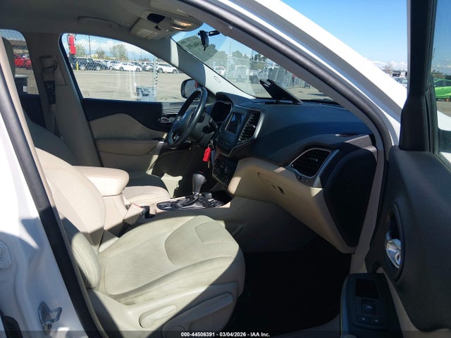 Продаж на аукціоні авто 2019 Jeep Cherokee Latitude 4x4, vin: 1C4PJMCB0KD267702, номер лоту: 44506391