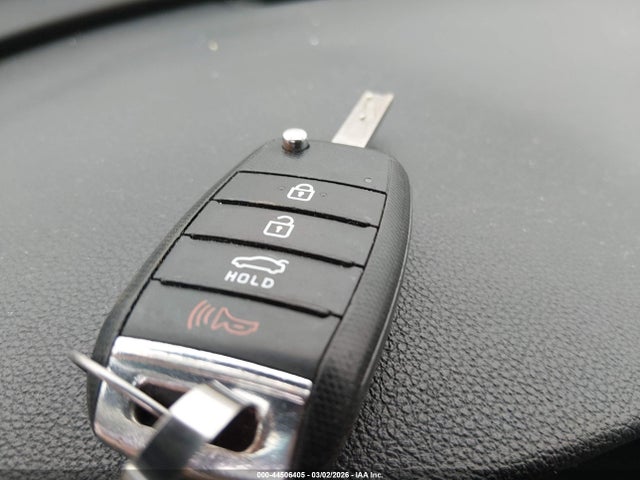 Продажа на аукционе авто 2016 Kia Optima Lx, vin: 5XXGT4L34GG114692, номер лота: 44506405