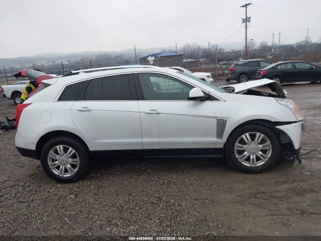44506408 :رقم المزاد ، 3GYFNEE3XFS566450 vin ، 2015 Cadillac Srx Luxury Collection مزاد بيع