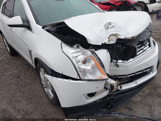 44506408 :رقم المزاد ، 3GYFNEE3XFS566450 vin ، 2015 Cadillac Srx Luxury Collection مزاد بيع