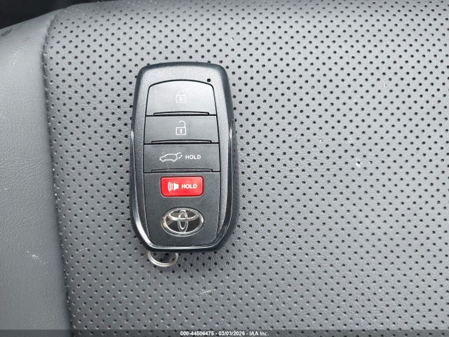 2024 Toyota Venza Limited მანქანა იყიდება აუქციონზე, vin: JTEAAAAH8RJ185784, აუქციონის ნომერი: 44506475
