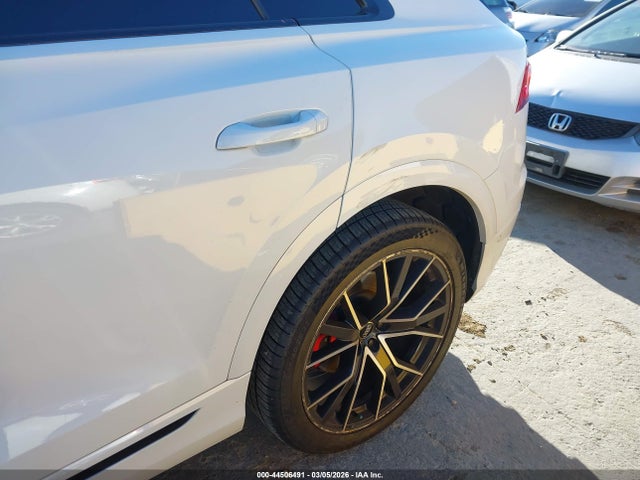 2020 AUDI Q8 WA1FVAF1XLD025108 Photo 5