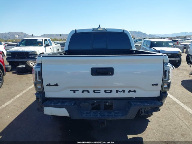 3TMCZ5ANXLM333933 Toyota Tacoma Sr V6