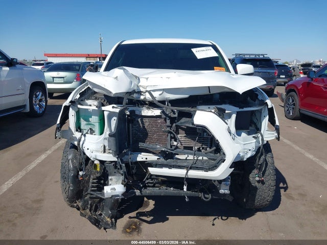 3TMCZ5ANXLM333933 Toyota Tacoma Sr V6