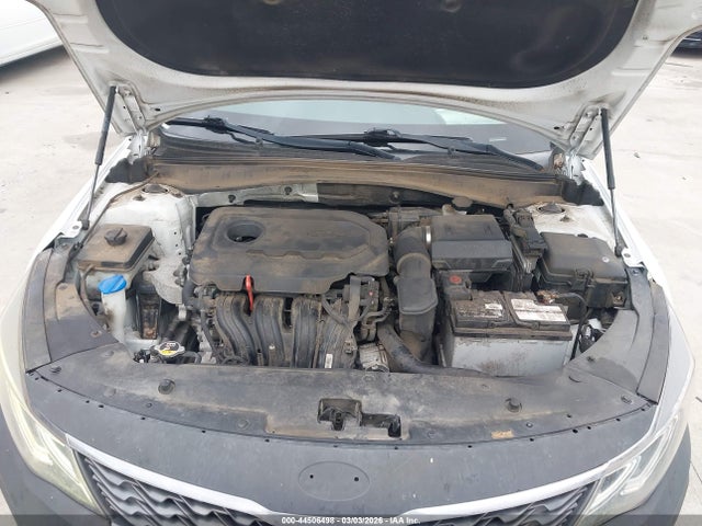 5XXGT4L32KG325639 KIA Optima Lx