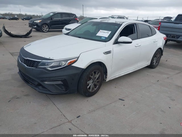 5XXGT4L32KG325639 KIA Optima Lx