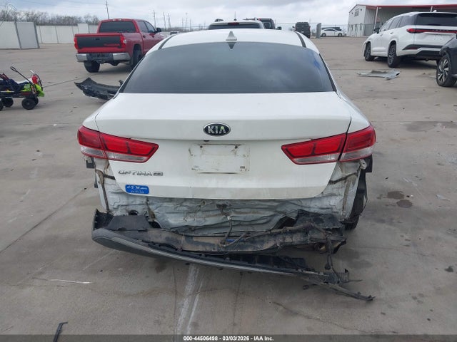 5XXGT4L32KG325639 KIA Optima Lx