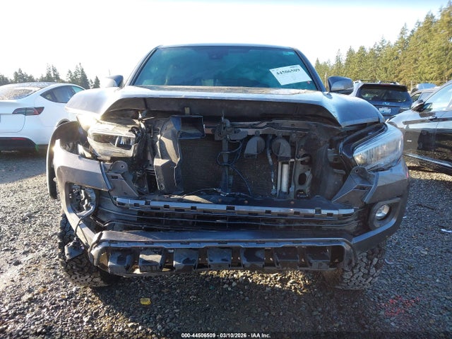 3TYCZ5AN1NT083795 Toyota Tacoma Trd Off Road