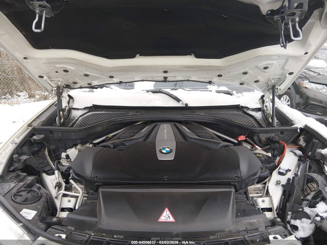 2016 BMW X5 5UXKR6C56G0J81252 Photo 9