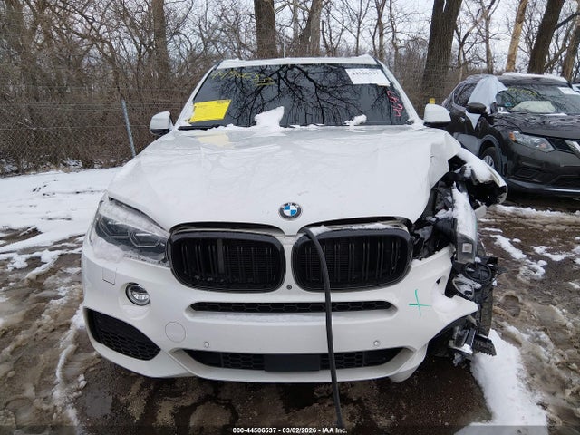 2016 Bmw X5 Xdrive50i მანქანა იყიდება აუქციონზე, vin: 5UXKR6C56G0J81252, აუქციონის ნომერი: 44506537
