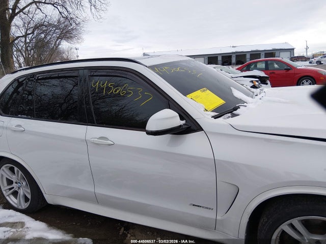 2016 Bmw X5 Xdrive50i მანქანა იყიდება აუქციონზე, vin: 5UXKR6C56G0J81252, აუქციონის ნომერი: 44506537