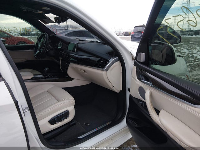 2016 BMW X5 5UXKR6C56G0J81252 Photo 4