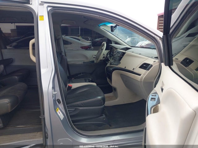 Продаж на аукціоні авто 2012 Toyota Sienna Se 8 Passenger, vin: 5TDXK3DC6CS229590, номер лоту: 44506545