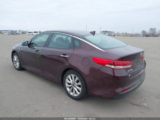 5XXGT4L36GG036318 KIA Optima Lx