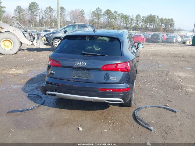 WA1BNAFY6J2204847 Audi Q5 2.0t Premium/2.0t Tech Premium
