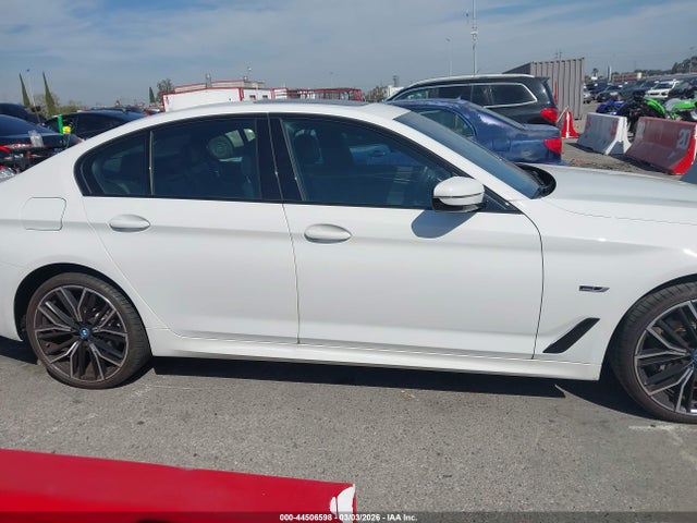 44506598 :رقم المزاد ، WBA13AG09PCL92540 vin ، 2023 Bmw 530e مزاد بيع