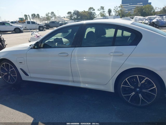 44506598 :رقم المزاد ، WBA13AG09PCL92540 vin ، 2023 Bmw 530e مزاد بيع