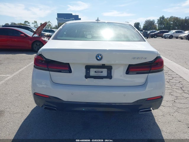 44506598 :رقم المزاد ، WBA13AG09PCL92540 vin ، 2023 Bmw 530e مزاد بيع