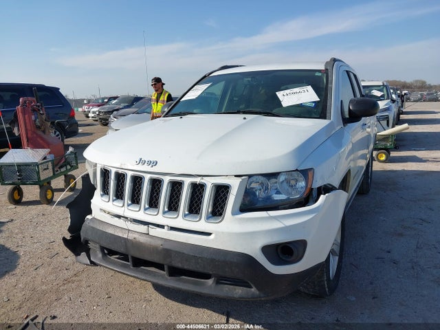 Продаж на аукціоні авто 2016 Jeep Compass Sport, vin: 1C4NJCBAXGD568401, номер лоту: 44506621
