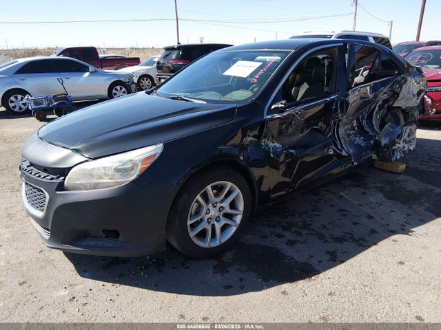 Chevrolet MALIBU 1LT 2015 1G11C5SL8FF333769 Image 2