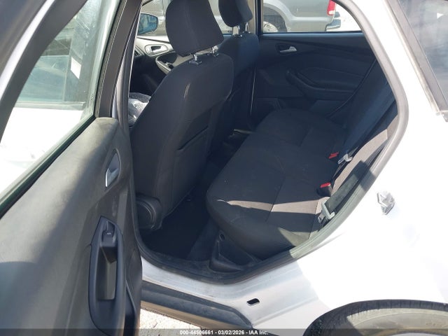 Ford FOCUS SE 2017 1FADP3K2XHL333156 Image 8