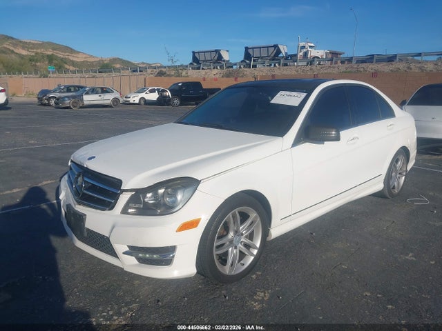 WDDGF4HB4ER305455 Mercedes-Benz C 250 Sport
