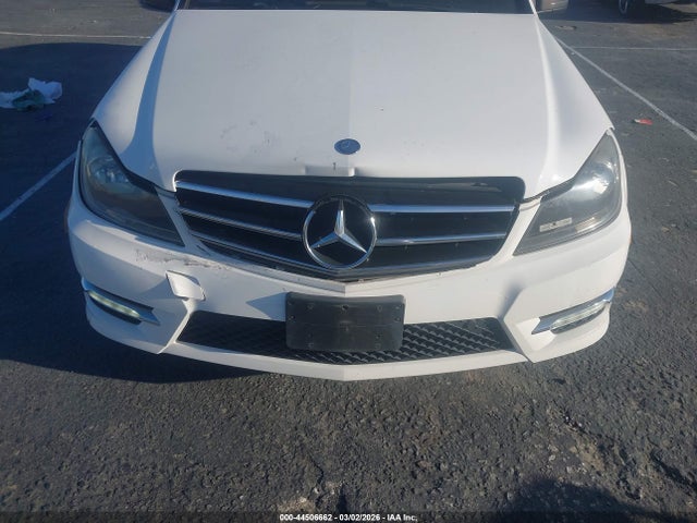 WDDGF4HB4ER305455 Mercedes-Benz C 250 Sport