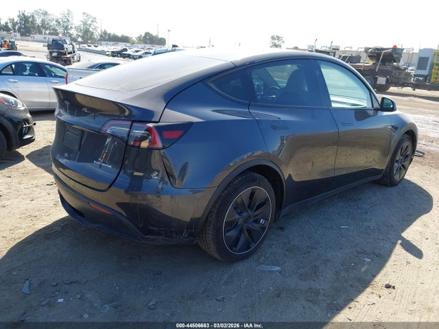 2025 TESLA MODEL Y 7SAYGAEE1SF232171 Photo 3