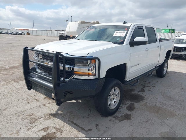 2018 CHEVROLET SILVERADO 1500 1GCUKREC0JF238500 Photo 1