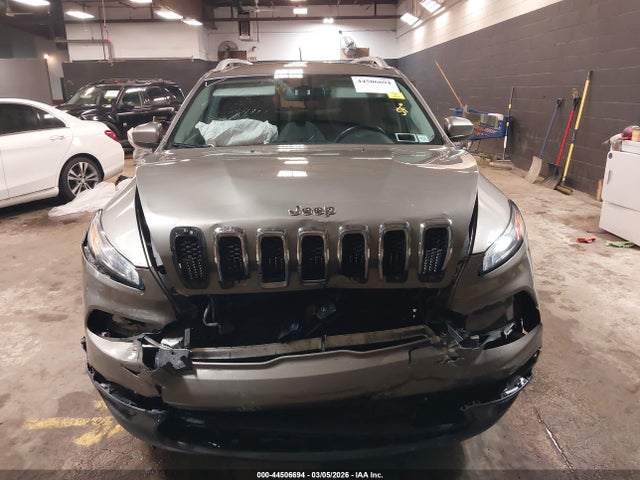 2016 Jeep Cherokee Latitude მანქანა იყიდება აუქციონზე, vin: 1C4PJMCB2GW359826, აუქციონის ნომერი: 44506694