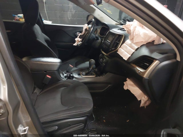 2016 Jeep Cherokee Latitude მანქანა იყიდება აუქციონზე, vin: 1C4PJMCB2GW359826, აუქციონის ნომერი: 44506694