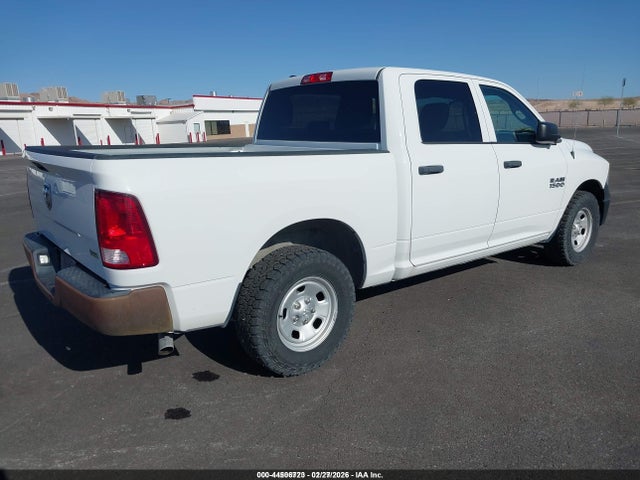 1C6RR6KG8HS764907 RAM 1500 Tradesman 4x2 5&#039;7 Box
