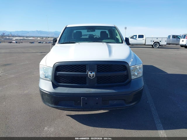 1C6RR6KG8HS764907 RAM 1500 Tradesman 4x2 5&#039;7 Box