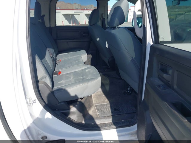 1C6RR6KG8HS764907 RAM 1500 Tradesman 4x2 5&#039;7 Box