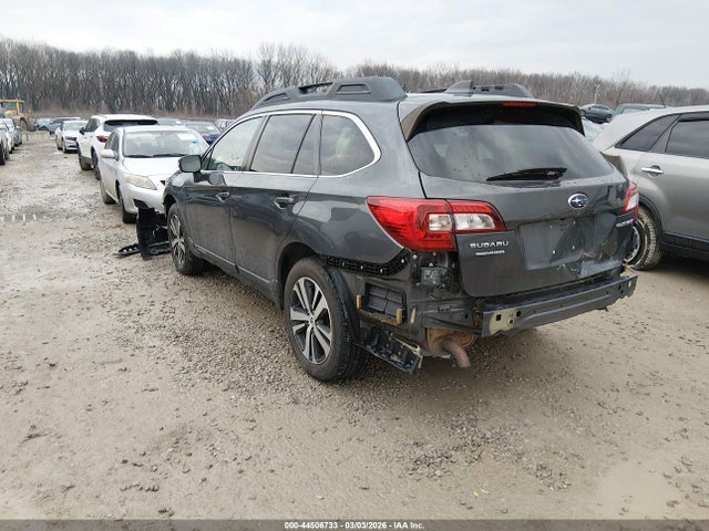 44506733 :رقم المزاد ، 4S4BSAKC5J3330244 vin ، 2018 Subaru Outback 2.5i Limited مزاد بيع
