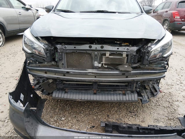 44506733 :رقم المزاد ، 4S4BSAKC5J3330244 vin ، 2018 Subaru Outback 2.5i Limited مزاد بيع