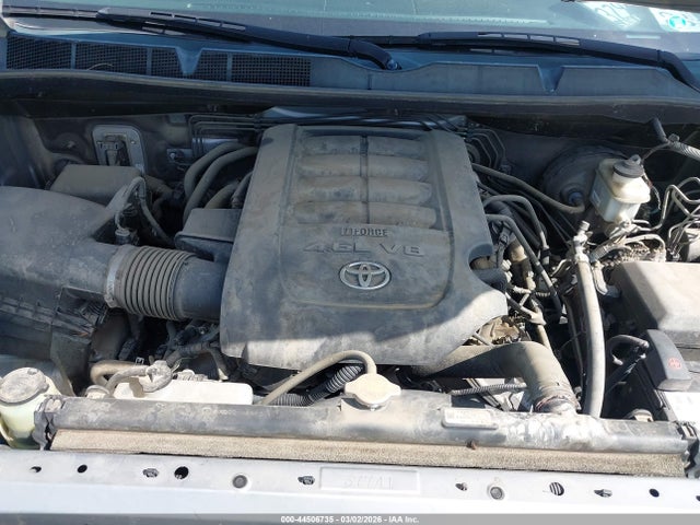 5TFEM5F14EX076231 Toyota Tundra Sr5 4.6l V8