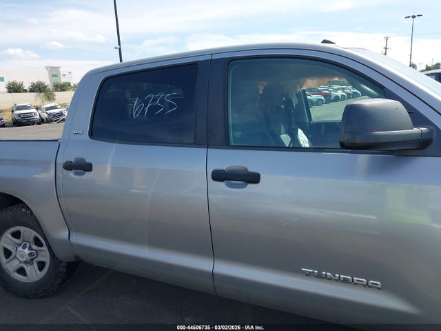 5TFEM5F14EX076231 Toyota Tundra Sr5 4.6l V8