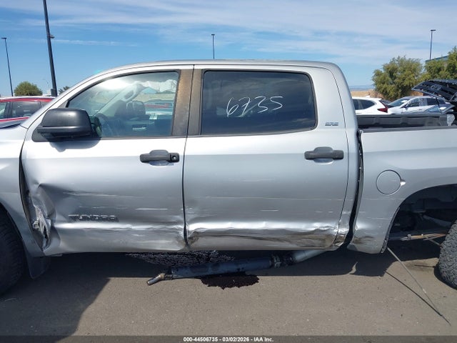 5TFEM5F14EX076231 Toyota Tundra Sr5 4.6l V8