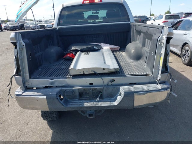 5TFEM5F14EX076231 Toyota Tundra Sr5 4.6l V8