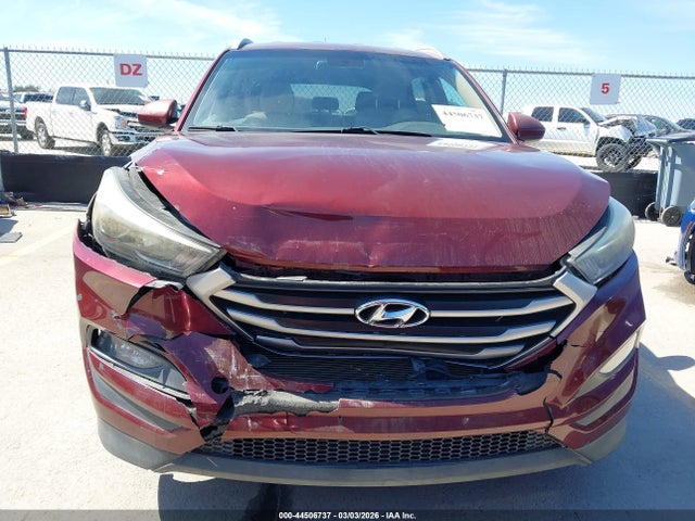 Продажа на аукционе авто 2017 Hyundai Tucson Se, vin: KM8J33A41HU259403, номер лота: 44506737