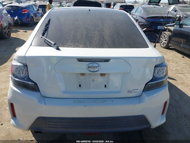 Scion TC 2016 JTKJF5C76GJ024969 Image 16