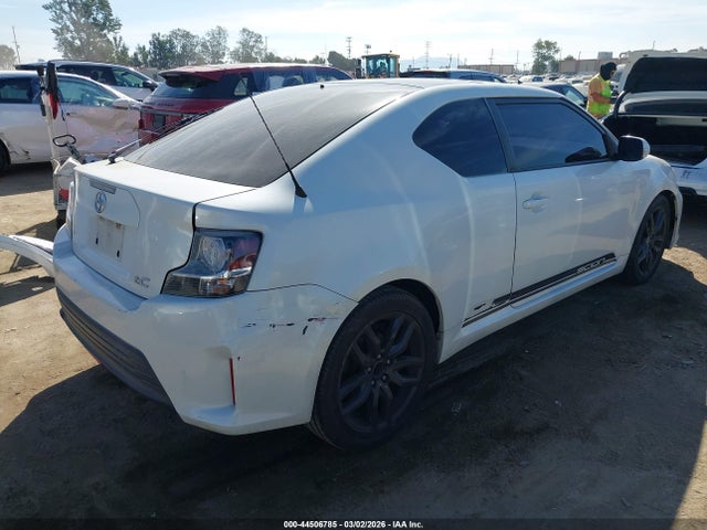 Scion TC 2016 JTKJF5C76GJ024969 Image 4
