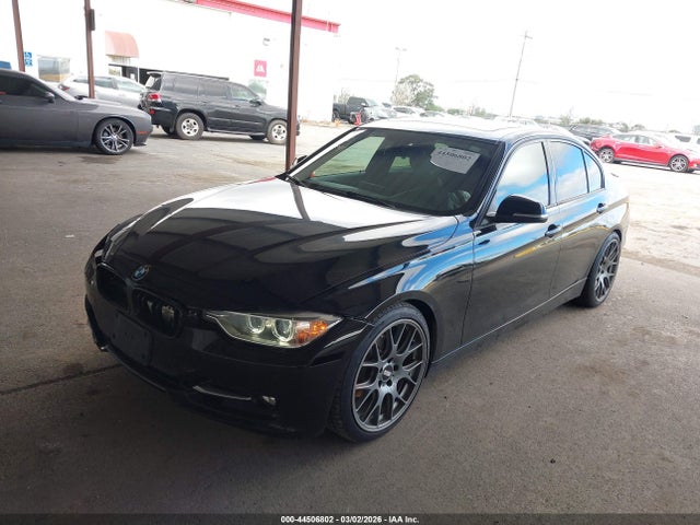 44506802 :رقم المزاد ، WBA3C1C52FK121088 vin ، 2015 Bmw 328i مزاد بيع