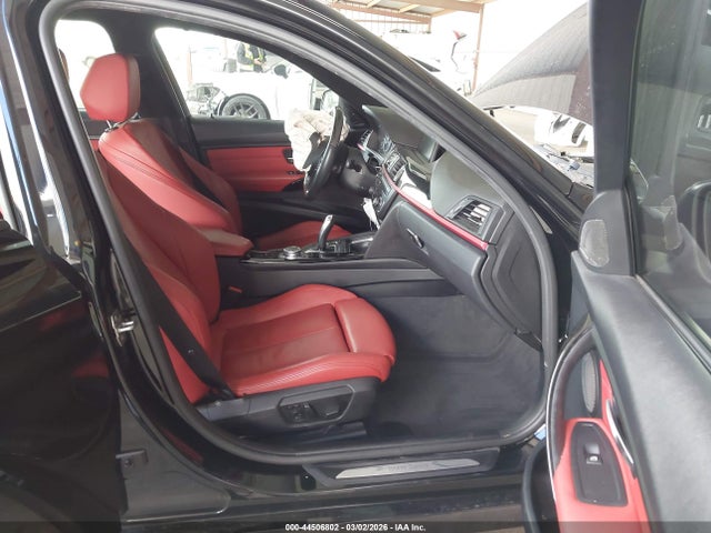 44506802 :رقم المزاد ، WBA3C1C52FK121088 vin ، 2015 Bmw 328i مزاد بيع