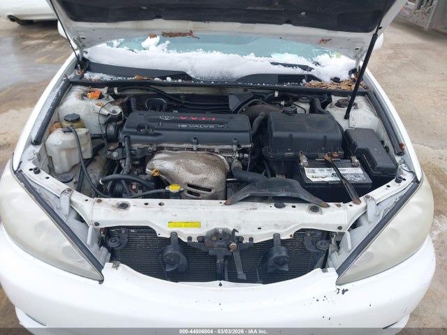 44506804 :رقم المزاد ، 4T1BE32K64U273366 vin ، 2004 Toyota Camry Le مزاد بيع